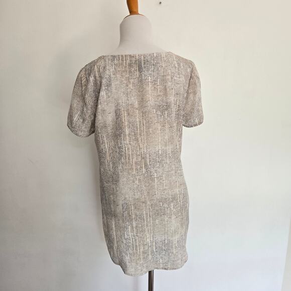 Eileen Fisher Metaphor Silk Blouse Printed Neutrals Relaxed Fit Gray Women XS - Picture 4 of 11